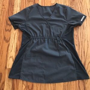 Maternity scrub top Size small